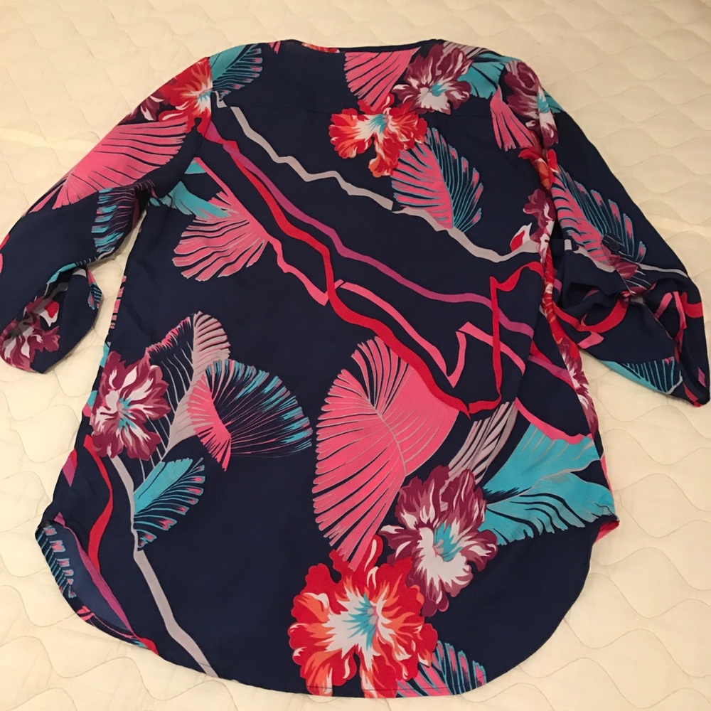 SALE-  Yumi Kim 3/4 sleeve top - Picture 3 of 4